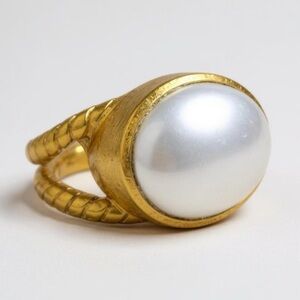 JULIE VOS Braided Nassau Pearl Statement Ring in 24k Yellow Gold